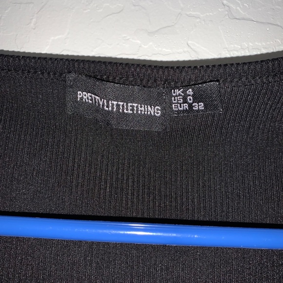 Black mini dress deep v neck - Picture 3 of 3